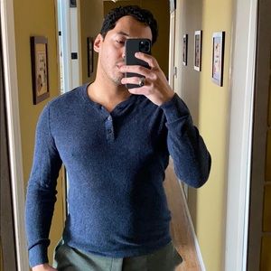 Banana Republic Long sleeve Henley